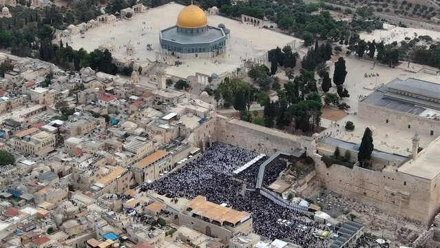 Jewish worshippers at priestly blessing, Jerusalem, drone view, 2024
Jewish worshippers gather for the Birkat Kohanim (priestly blessing) at the Western Wall in Jerusalem, aerial view,2024
