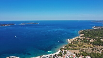 Fototapeta premium Luftbild – Fazana - Istrien Kroatien im Sommer