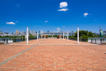 東京都港区 お台場海浜公園、展望デッキ ウエストプロムナード