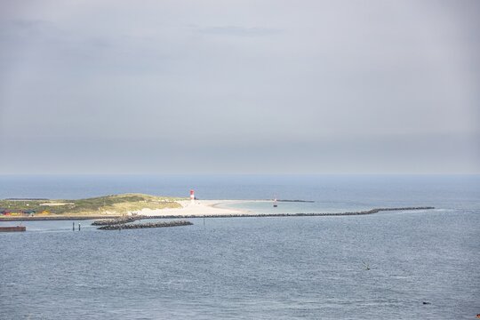d&uuml;ne vor Helgoland