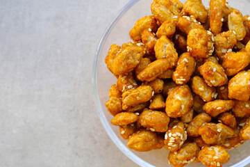 Caramelised peanuts with sesame, Candied peanuts