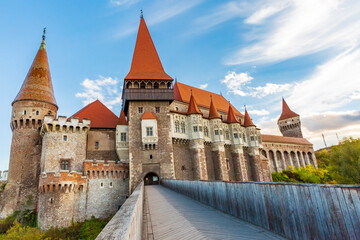 Fototapeta premium Europe, Romania, Hunedoara. Corvin Castle, Gothic-Renaissance castle, one of the largest castles in Europe.