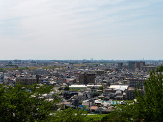 高台から見る街の風景