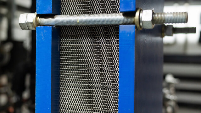 2-stage heat exchanger for cooling close-up. 