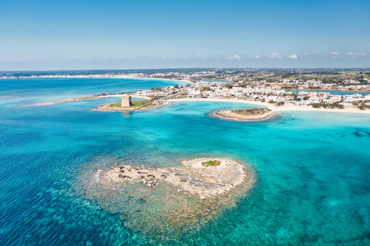 Estate in Salento: vista aerea di Porto Cesareo con il mare blu cristallino e l'isolotto a forma di cuore - Puglia, Lecce, Italy
