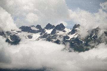 Fototapeta premium clouds over the mountain