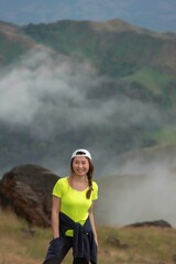 Naklejka premium Lifestyle traveler or tourism women happy feeling good relaxTonjung