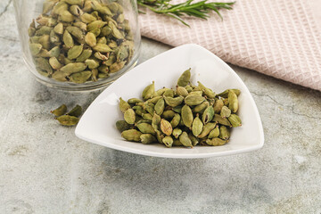 Dry Cardamom - aroma seasoning flavour