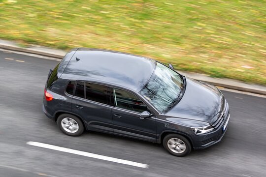 Volkswagen Tiguan 5N SUV car with motion blur effect