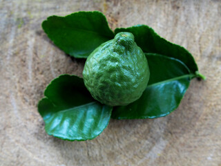 kaffir lime green leave spice and aroma oil for spa 