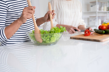 Woman making dessert and live recording.