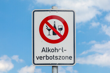 sign -  -  Alkohol Verbotszone - english no alcohol