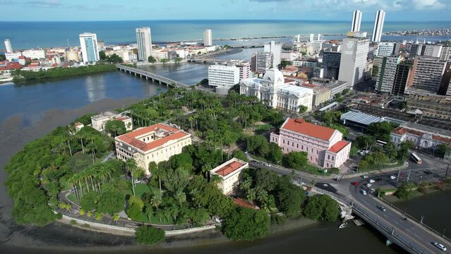 Centro do Recife - Pra&ccedil;a da Republica e Pontes do Recife - pernambuco Visto de Cima com drone 4k
