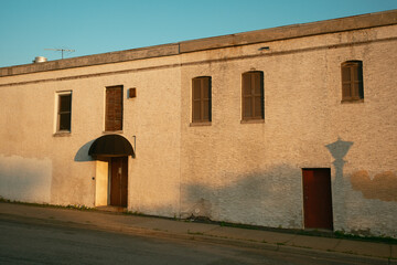 Golden hour light on a plain building, Saint Paul, Minnesota