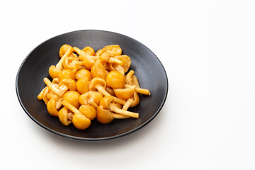 白背景にナメコ