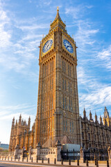 Fototapeta premium Big Ben (Elizabeth) tower in London, United Kingdom