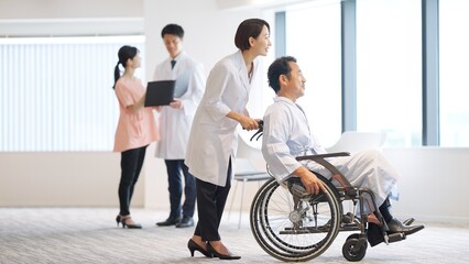 複数人メディカルイメージ