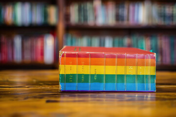 Obraz premium Colorful Rainbow Book in Library