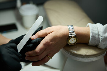 Obraz premium Close-up of manicure service in beauty salon
