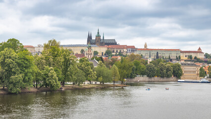 Obraz premium Prague Castle with Vltava river, Prague, Czech Republic, Europe.