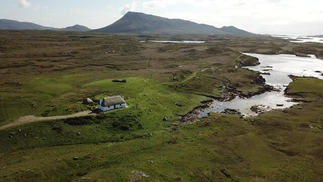 Drohnenflug &uuml;ber North-Uist, &Auml;u&szlig;ere Hebriden