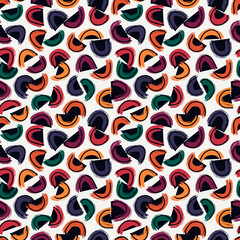 Half circle seamless pattern. Irregular chaotic sliced pieces motif. Hand drawn modern simple geo ornament. Brushstrokes funny print. Freehand doodle design background. Artistic abstract wallpaper