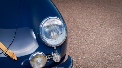 Drivers side headlight