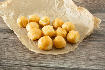 A view of an order 12 donut holes.