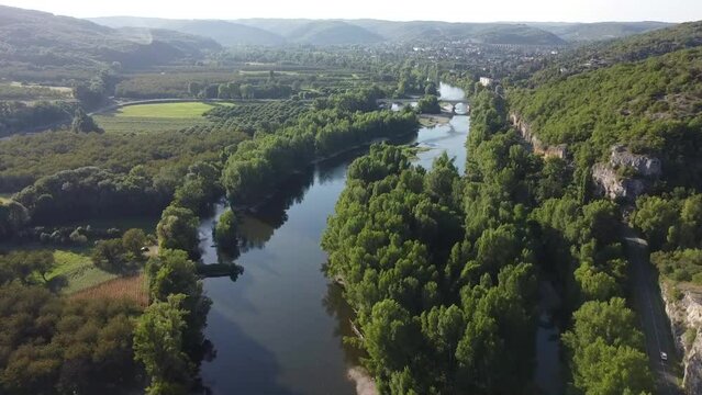 Vall&eacute;e de la Dordogne