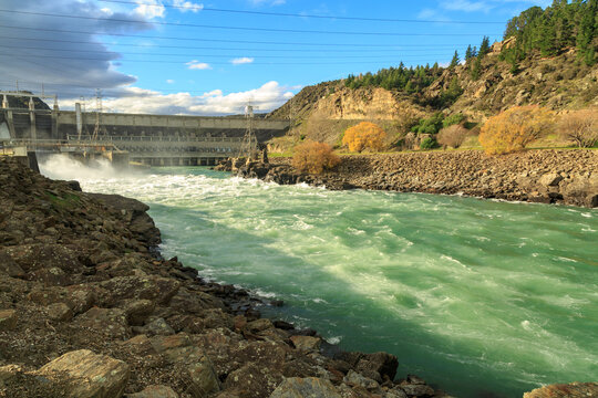 The Clutha River in the South Island of New Zealand, just downstream from the Roxburgh Hydro Dam 