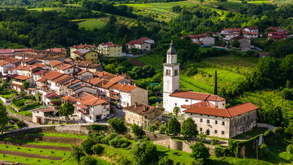 Obraz premium Stunning Drone Shot of Vipava Valley Town and Vineyards