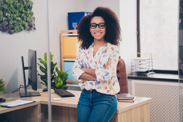 Photo of lovely pretty employer woman wear stylish clothes crossed arms indoors workplace...