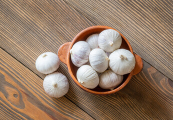 Bunch of solo garlic