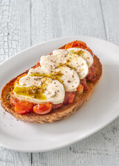 Tomato mozzarella bruschetta