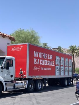 Seattle, WA, USA
March 20, 2025
Budweiser truck