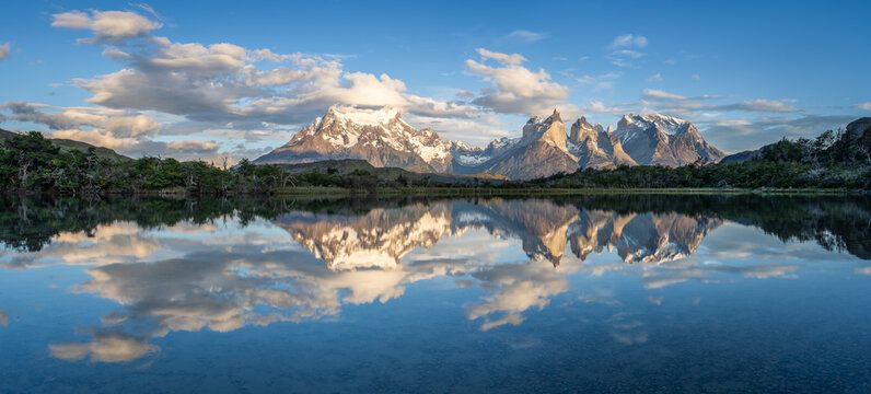 Cuernos del Paine and Peho&eacute; Lake at sunrise, Torres del Paine, Chile, South America