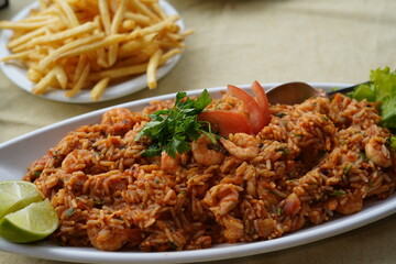 Arroz de Camarão com Fritas
