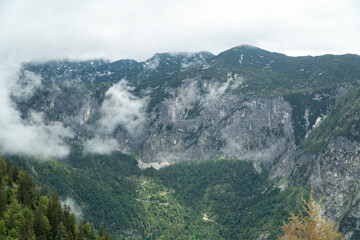 Blick vom Loser auf das tote Gebirge sowie das Ausseerland und den Dachsteingletscher,...