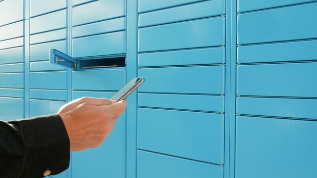 Parcel locker, receiving online order by opening a automated mailbox through an application on mobile phone