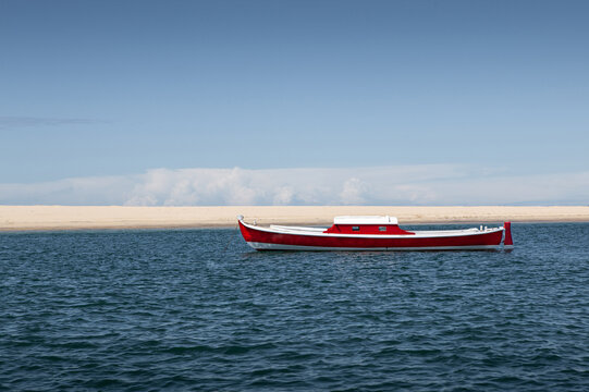French pinasse on the Atlantic Coast