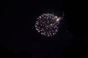 Obraz premium Colorful fireworks at night