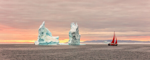 Beautiful Landscape of Greenland © Dieter Weck