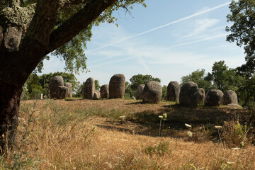Cromlech von Almendres, Portugal, ein dreiphasiger steinzeitlicher Steinkreis