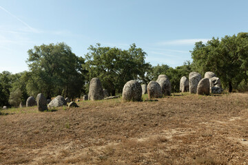 Cromlech von Almendres, Portugal, ein dreiphasiger steinzeitlicher Steinkreis