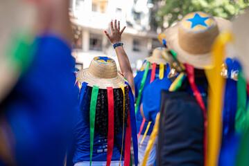 Arraial do Pavulagem is a musical group that develops an artistic and cultural movement that occupies the streets of Belém do Pará with its popular and colorful processions in June and October