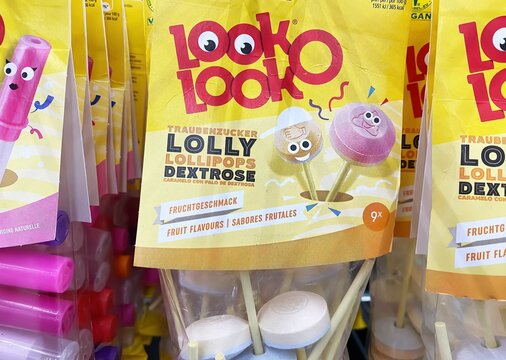 Viersen, Germany - Juin 9. 2024: Bags Look-O-Look kids dextrose lollies in german store