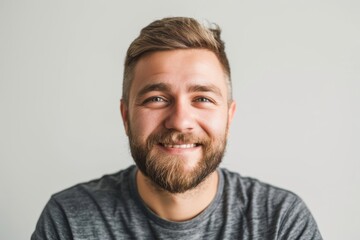 Obraz premium Isolated studio photo of a smiling man. People, attractive men, students, idea of lifestyle