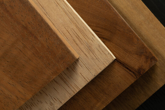 patron de diferentes tablones de madera con diferentes colores y acabados