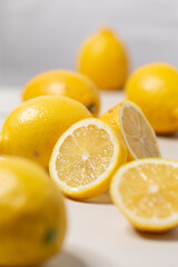 Bio Zitronen - aufgeschnitten  - Nahaufnahme