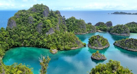 View on the archipelago of Piaynemo